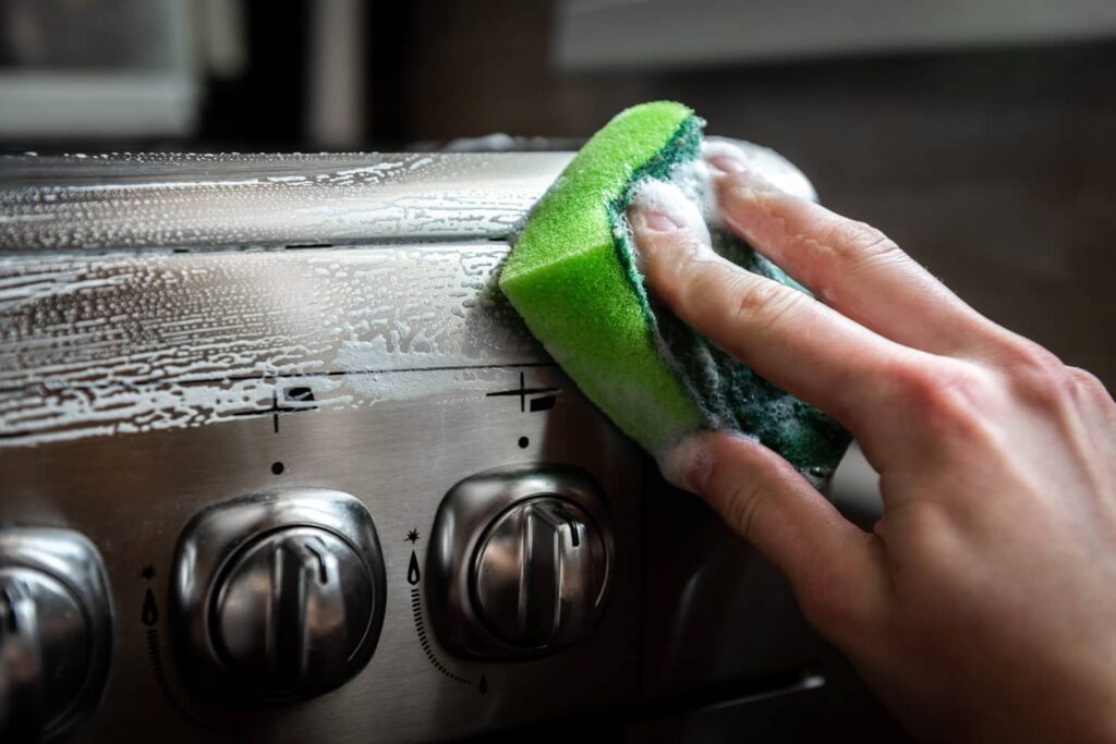 A sponge is needed to clean a gas oven. 